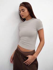 MUSERA 短袖露肩T恤，休闲度假胶囊衣橱日常机场假日秋冬季圣诞节优雅圣诞风