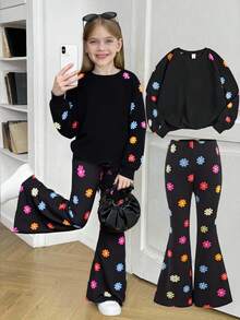 SHEIN Bộ 2 món đồ dễ thương thường ngày nhiều màu sắc họa tiết hoa/hoa, áo nỉ tay raglan in hình trái tim và quần ống loe, tuyệt vời cho trang phục thường ngày & mặc hàng ngày & đi học vào mùa thu & đông, thời trang ngọt ngào & dễ thương & thoải mái & đa năng, đi học, ở nhà, kỳ nghỉ gia đình, cho Giáng sinh, Halloween, bé gái Y2K. - màu đen - Xem 3