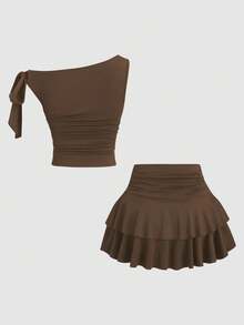 Sweetra Bộ áo hai dây họa tiết hoa ánh đồng và chân váy mini xếp ly mùa hè dành cho nữ - Màu Khaki - Xem 2