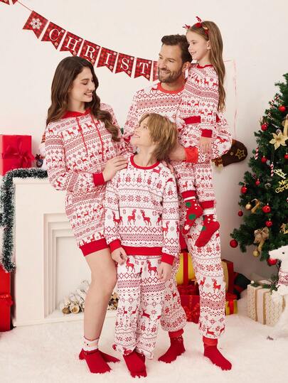 SHEIN New Christmas Set, Girls Set, Crew Neck Digital Print Geometric Floral & Deer Pattern Top, Matching Printed Pants, Casual Comfortable Cute Family Matching Outfits Fall Winter