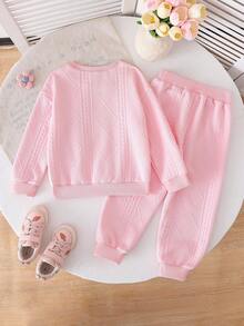 SHEIN Playful Pals 2 件套少女可爱甜美针织提花粉色上衣和裤子套装，正面 3D 花卉装饰，适合日常和户外穿着，秋冬 - 粉色 - 查看 2