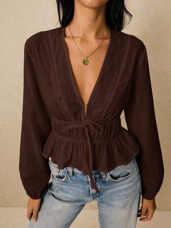 Poéselle 女士休闲通勤简约纯色 V 领灯笼袖前结短款上衣，春秋装