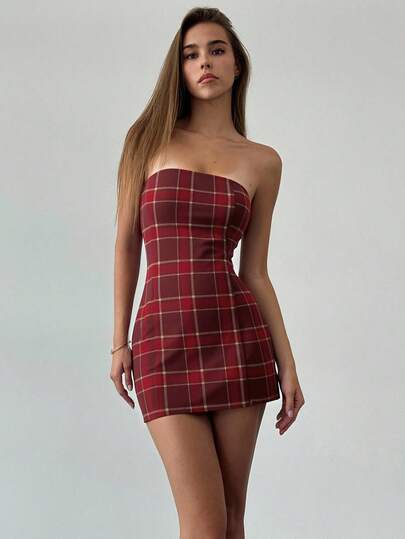 Aloruh Christmas Sexy & Romantic Plaid Contrast Color Strapless Mini Dress For Women