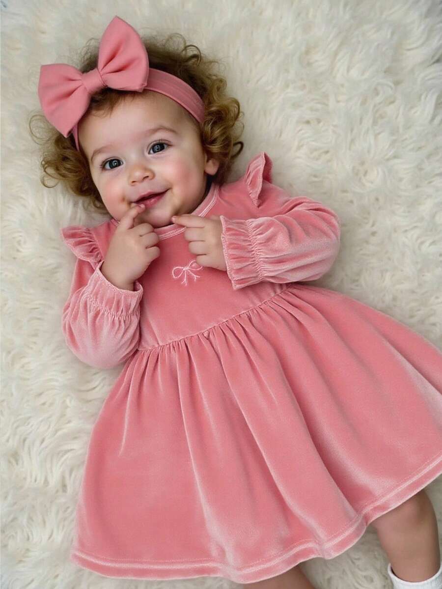 SHEIN 春秋季宝宝女童儿童时尚简约可爱甜美粉色天鹅绒柔软面料花蕾长袖圆领蝴蝶结图案纽扣上衣日常穿搭必备 - 紅木色 - 查看 1