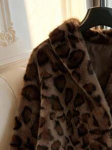 GlowEve 秋冬女士时尚豹纹翻领宽松仿皮草夹克 - 彩色 - 查看 4