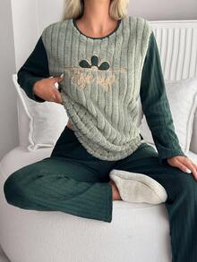 Set di pigiama da donna in tessuto morbido con dettagli ricamati a lettere, in maglia a costine, per relax e comfort domestico