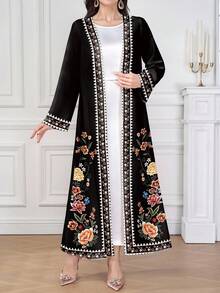 Al Najma 1件女士舒适黑色阿拉伯风格长袍，斋月长袍，四季皆宜的传统服饰。采用斋月节日印花图案，优雅花卉设计，神秘奢华。适合女士日常穿着、约会、休闲、派对、节日、端庄场合。 - 黑色 - 查看 5