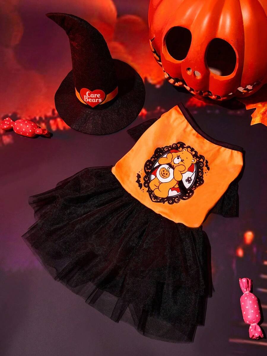 SHEIN X Care Bears 1套卡通图案印花宠物裙,薄纱裙,含魔术帽,猫咪服装,狗狗服装,款式多样。尺码XXS-XXXXL,特小号,特大号,Trick-Or-Sweet熊 - 彩色 - 查看 1