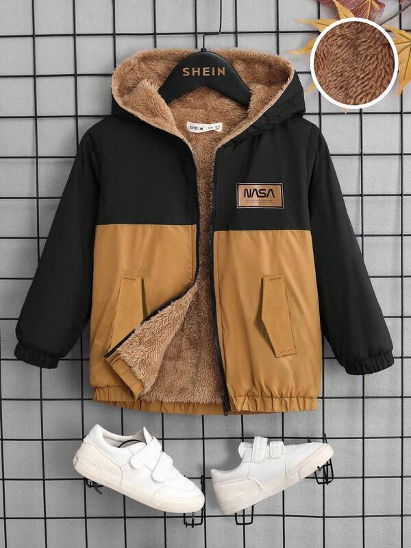 SHEIN Kurtka z kapturem i luźnym, patchworkowym wzorem dla chłopców, idealna do uprawiania sportu, szkoły, na wiosnę/lato/jesień/zimę
