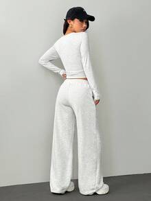 SHEIN PETITE 女士灰色刺绣细节长袖两件套家居服套装 - 灰色 - 查看 3