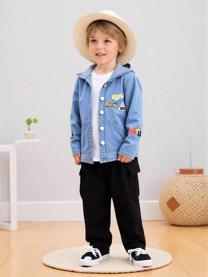 Young Boy Cute Collegiate Style Blue Hooded Denim Jacket Young Boys' Embroidered Patch Denim Jacket, Casual Street Style For Back To School Season! Classic Washed Denim Fabric, Fashionable Distressed Details + Multicolor Embroidered Patches Design, Adding More Street Vibe. Flap Fake Pockets Design, Loose Fit For Comfort And Versatility. Fall Winter