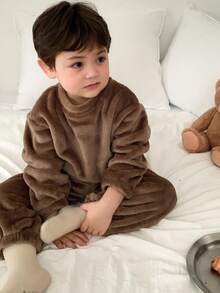 DAZY Komplet piżamowy dla chłopca w koreańskim stylu, z okrągłym dekoltem, długim rękawem i luźnym krojem, 2 sztuki, jesień i zima - Kawowy brązowy - Zobacz 4