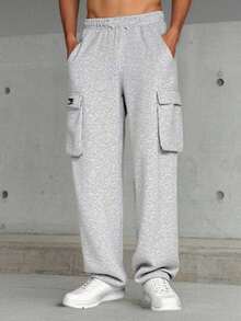 SHEIN 青少年男孩简约纯灰色工装运动裤，休闲学院风，舒适时尚，百搭，面料柔软，适合日常穿着、上学、郊游、户外运动、秋冬季