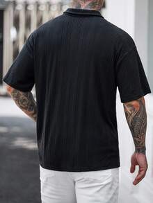 Manfinity Homme Textured Knit Polo Short Sleeve Men's Loose Fit Half Sleeve Collared Minimalist T-Shirt Textured Polo Shirt - Black - View 2