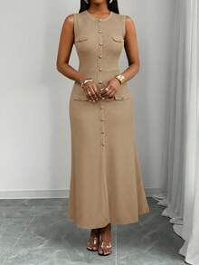 SHEIN PETITE CURVE Plus Size Women Button Design Sleeveless Solid Color Casual Dress