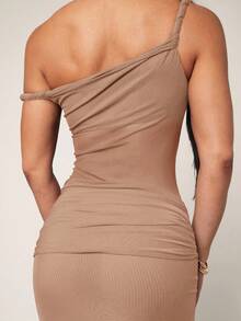 Silquee Váy ôm vai lệch màu gợi cảm cho nữ - Màu Khaki - Xem 7