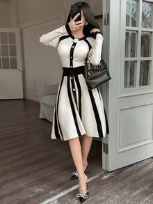 Feyla 女式优雅 3D 花卉装饰圆领插肩袖针织连衣裙，秋季 - 杏色 - 查看 5