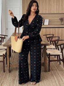 Weeklong Bộ 2 món áo sơ mi tay dài in hình trái tim buộc dây phía trước và quần ống rộng thời trang dành cho nữ cỡ lớn - Nhiều màu - Xem 3