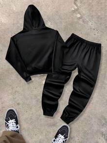 SHEIN 2 件儿童/青少年男童休闲日常舒适印花连帽运动衫和慢跑裤套装 - 黑色 - 查看 4
