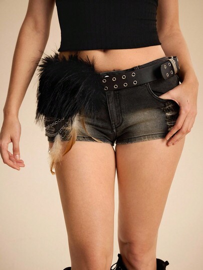 EDITION Shorts vaqueros de cintura baja mini con decoración de plumas, parches de piel sintética y estilo retro sexy hippie para festival de música Y2K para mujeres