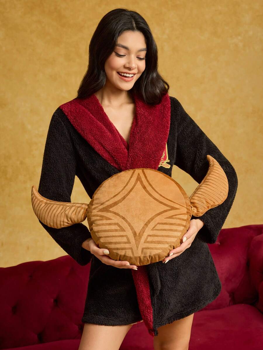 HARRY POTTER X SHEIN 1 chiếc gối trang trí bằng vải nhung hình quả bóng vàng Golden Snitch, chất liệu mềm mại, in chất lượng cao, thích hợp để trang trí nhà cửa, ghế sofa, phòng khách, ô tô, văn phòng, v.v. - Vàng - Xem 1