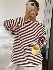 DAZY Áo thun nữ cổ tròn tay dài dáng rộng màu trơn - Cà phê nâu - Xem 3