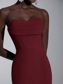 Elitara Elegant Minimalist Split Bandeau Plunging Neckline Fitted Maxi Slit Back Bridesmaid Dress - Burgundy - View 6