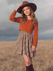 SHEIN 2pcs/Set NovaGlow Kids Tween Girls Ditsy Floral Camisole Dress & Button-Up Short Cardigan Sweater Set, Rust Brown, Autumn/Winter Fall Fall Tween Girl Clothes Teen Fall Dress Clothes Autumn Clothes Tween