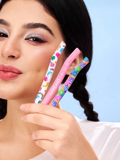 SHEIN X Care Bears 3pcs/Set Cartoon Cheer Bear, Good Luck Bear Printed Eyebrow Trimmer Kit, Comes With Safety Blades, Won't Scratch Skin, Suitable For Eyebrows, Face, Body And Other Areas, For Women And Men