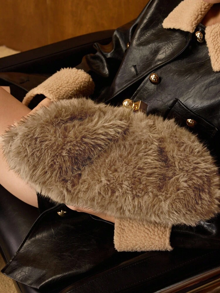 PLAID KISSLOCK CLUTCH