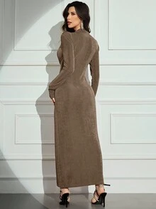 Modelyn 女士优雅金属装饰腰部修身长袖连衣裙，秋季长款晚礼服 - 卡其色 - 查看 2