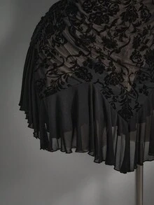 SHEIN ICON 大码女式 Y2K 复古时尚度假性感简约露背植绒波西米亚西式连衣裙搭配短裤，万圣节服装 - 黑色 - 查看 7