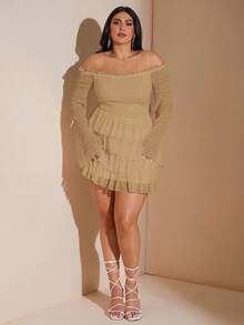 SHEIN BAE Váy mini trễ vai xếp ly xếp lớp màu trắng ngọt ngào và gợi cảm cỡ lớn - Màu be - Xem 8