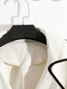 GlowEve Damski dwurzędowy płaszcz typu trencz z kontrastowym kołnierzem, ściągany w talii, elegancki francuski styl, odpowiedni na co dzień, do pracy, na święta, w kolorze beżowo-morelowym, z długim rękawem, na jesień/zimę - Morela - Zobacz 7