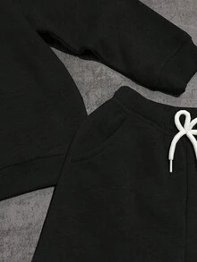 2件套男童字母印花长袖T恤和系带长裤休闲装