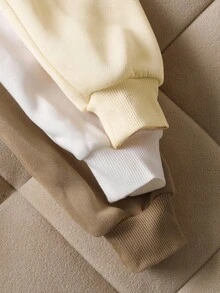 SHEIN 3件套少女休闲宽松圆领套头卫衣，爱心和标语印花，卡其色、白色、棕色，秋冬女童服装 - 彩色 - 查看 4