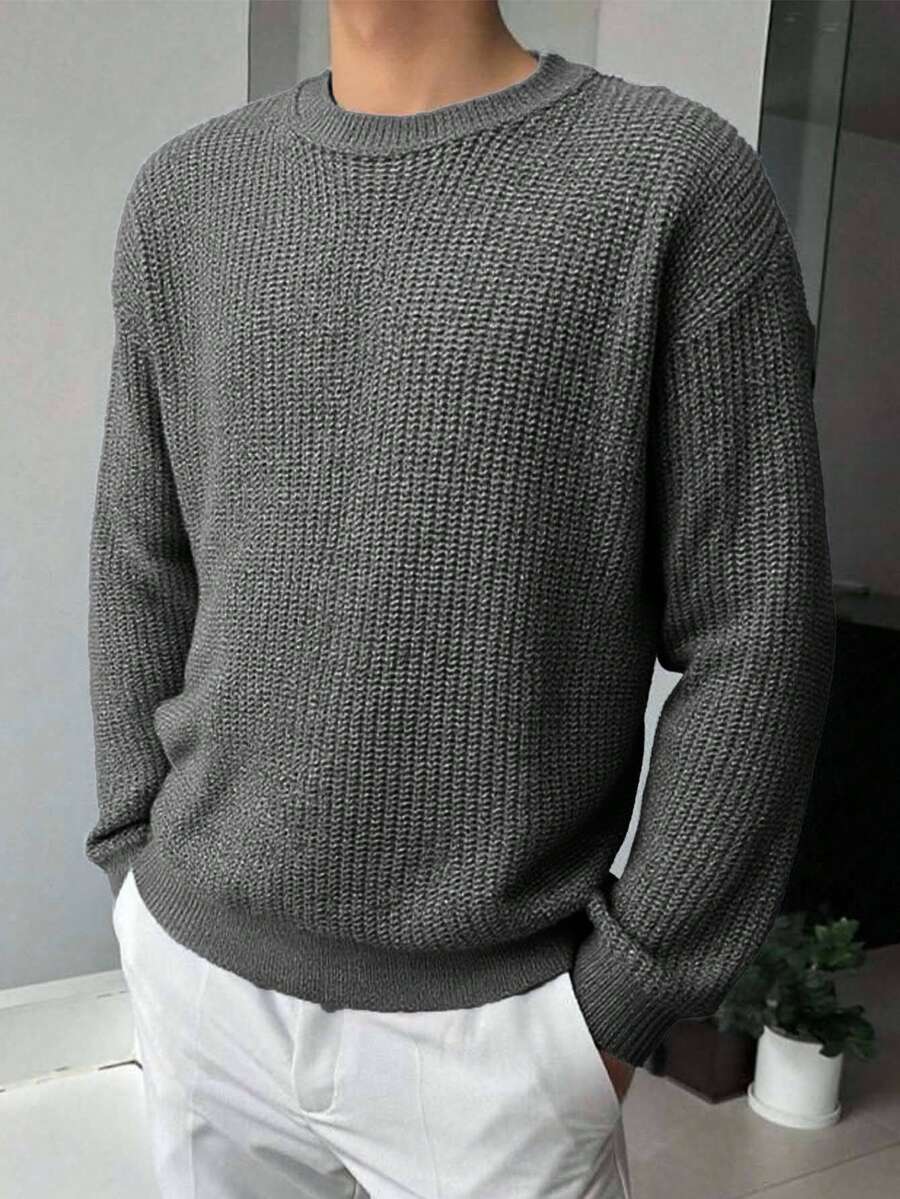 SHEIN Sweter z okrągłym dekoltem dla chłopców w jednolitym kolorze, prosty i uniwersalny, odpowiedni do dojazdów do pracy, szkoły, na co dzień, w podróży, na świeżym powietrzu, na imprezę studencką, na jesień/zimę - Szary - Zobacz 1