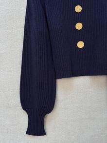 GlowEve 女士时尚百搭高领金属纽扣灯笼袖毛衣 - 藍色 - 查看 4