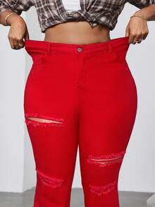 Dripcurv Calça jeans flare preta plus size com detalhes destroyed e stretch, legging jeans estilo streetwear feminino, moderna, grunge punk, streetwear, jeans Y2K para volta às aulas e look casual. - Vermelho - Ver 6