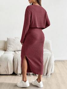 SHEIN Bộ 2 món áo thun trơn cổ tròn tay ngắn và chân váy cho bà bầu - Màu Đỏ Sâu - Xem 2