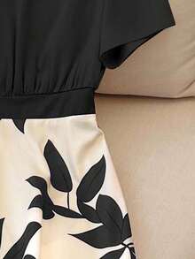 Franclia 法式时尚青春纯色上衣和印花裙套装，夏装