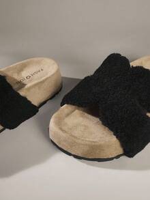 Solecia 新款时尚毛绒拖鞋，温暖一脚蹬厚底柔软舒适拖鞋 - 黑色 - 查看 5