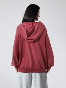 SHEIN EZwear 大码复古做旧棉质卫衣外套，秋冬女装，适合秋冬季节、圣诞节、新年、感恩节、派对、婚礼、海滩、毕业典礼、时尚、优雅、休闲、外出、约会、预约、通勤等场合。 - 紅色 - 查看 2