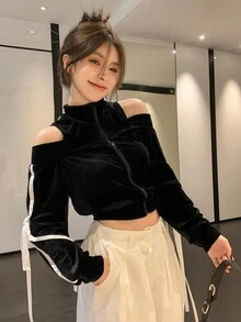 DAZY 女士天鹅绒撞色拼布蝴蝶结短款运动衫、长袖上衣、秋季服装夹克拉链