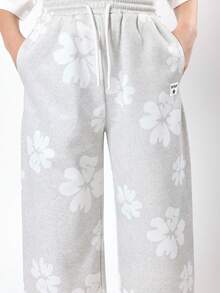 Quần nỉ ống rộng in hoa SUMWON, quần jogger cạp chun có dây rút, quần thoải mái cho sinh hoạt hàng ngày, trang phục thể thao cho giới trẻ, trang phục thường ngày cho mùa thu đông. - Màu Xám nhạt - Xem 6