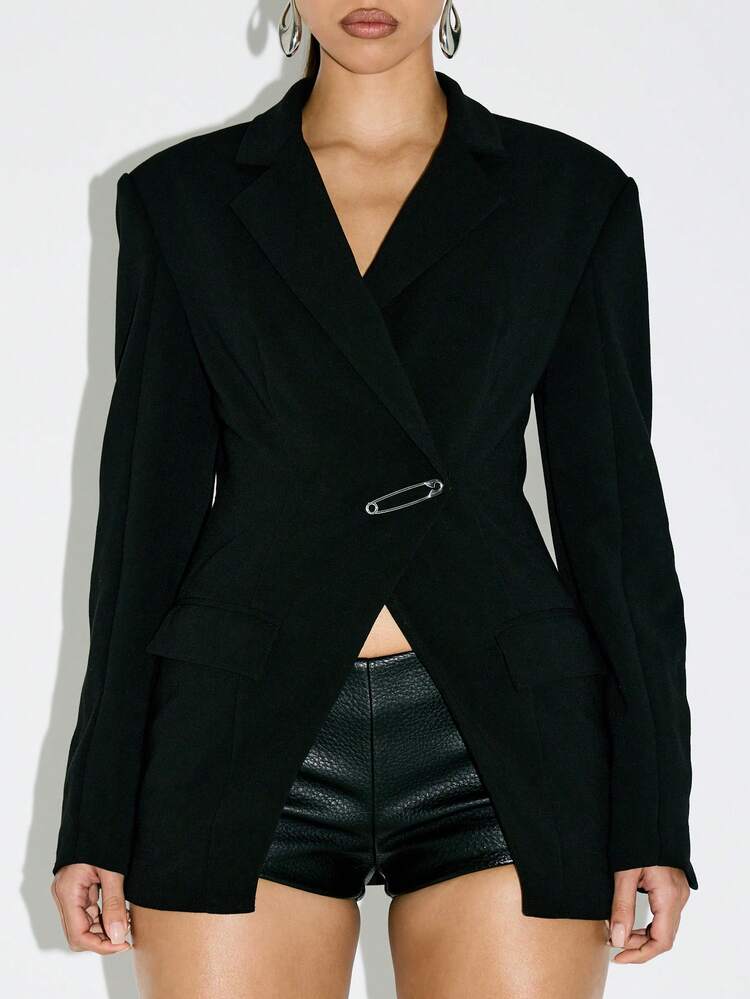 KIZN Fitted Blazer With Pin Closure And Lapel