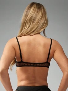 MISSGUIDED 奢华刺绣蕾丝三角形文胸，金属前扣，无衬里网眼透明精致节日礼物 - 黑色 - 查看 2