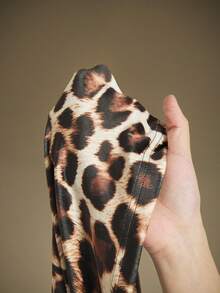 Ontre Jesień/zima 2025, Nowość w modzie casualowej, Brąz kawowy, Modny wzór w panterkę, Miękki i wygodny aksamit, Dopasowany prosty krój, Damska spódnica elastyczna, Biznesowy casual, Dojazdy do pracy, Odzież codzienna, Jesień/zima - Wielokolorowe - Zobacz 8