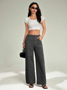 SHEIN PETITE 女士休闲时尚夏季度假条纹印花口袋宽松长裤，适合日常穿着 - 深灰色 - 查看 3