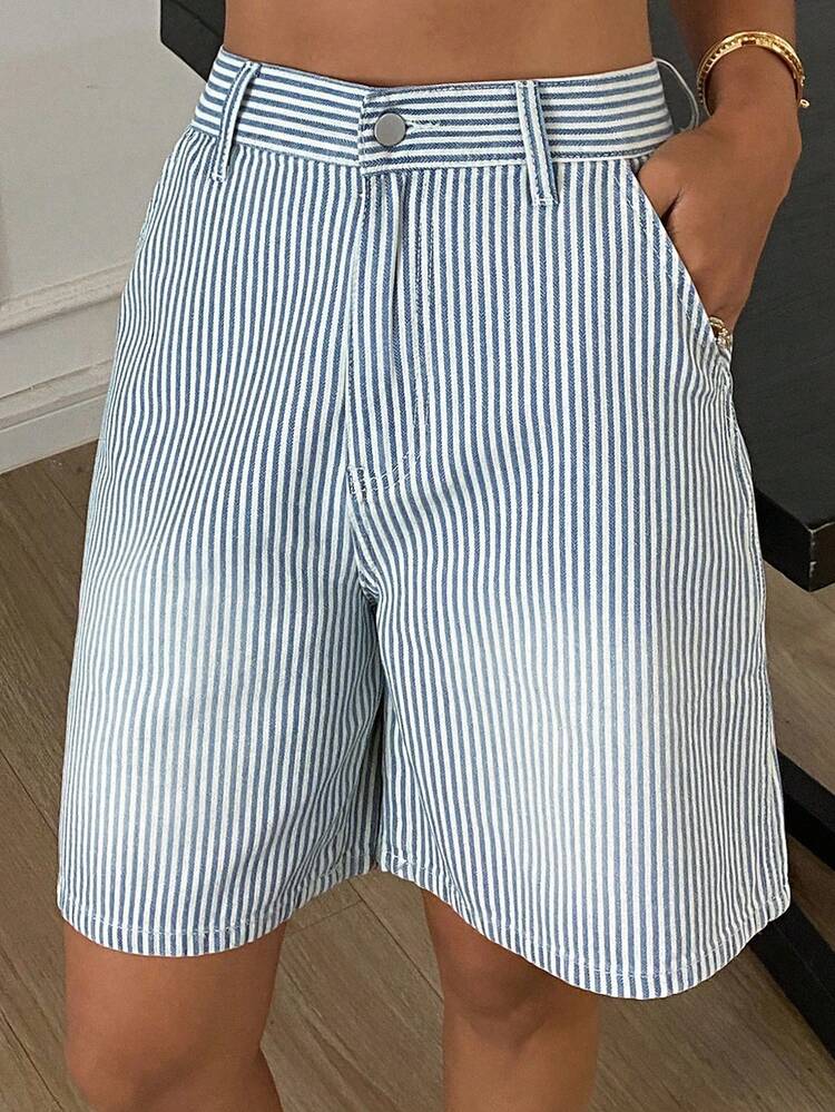 Women's Casual Versatile Striped Pocket Button Denim Shorts